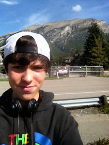 Meet your Posher, Alex